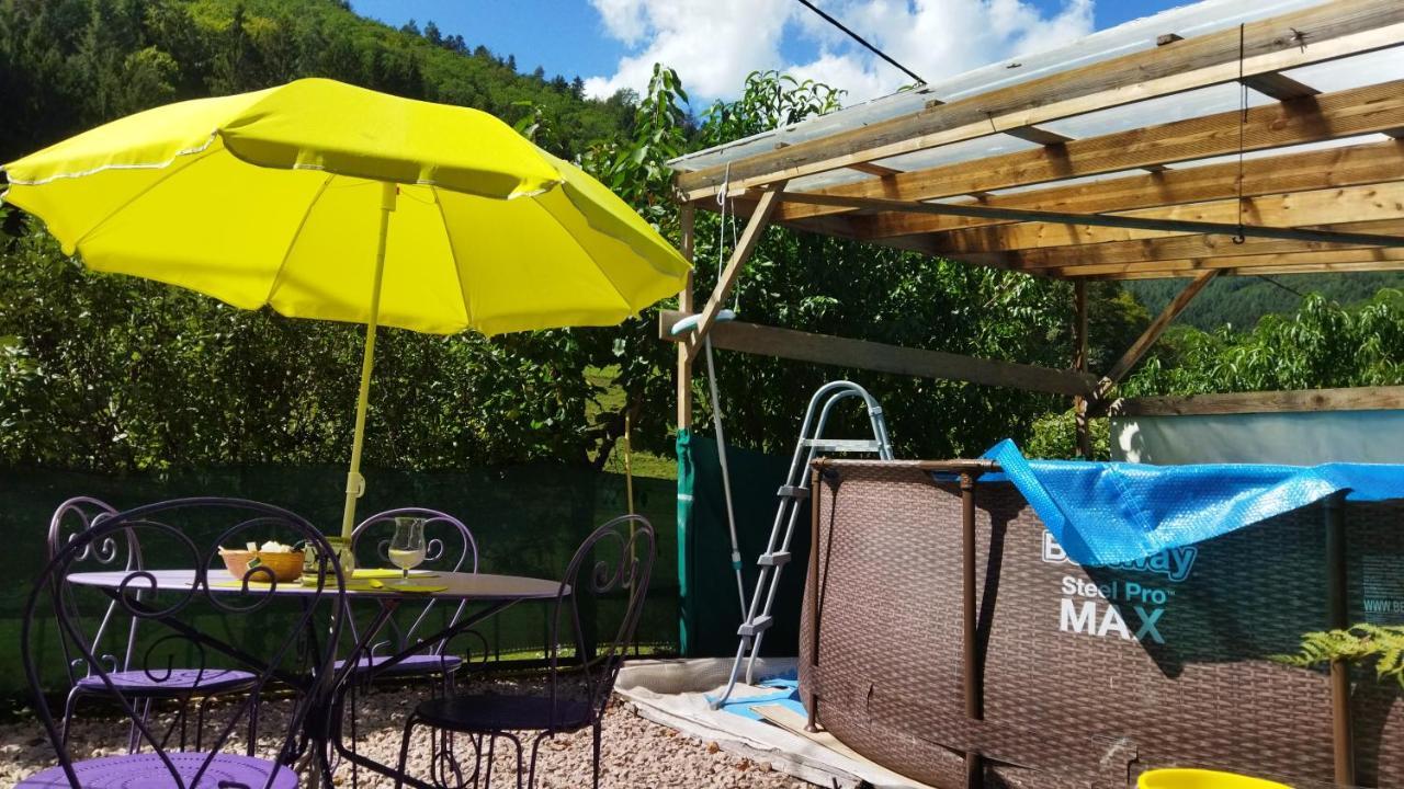 ホテル Abri De Jardin Amenage, Chambre Camping Glamour Lalaye エクステリア 写真